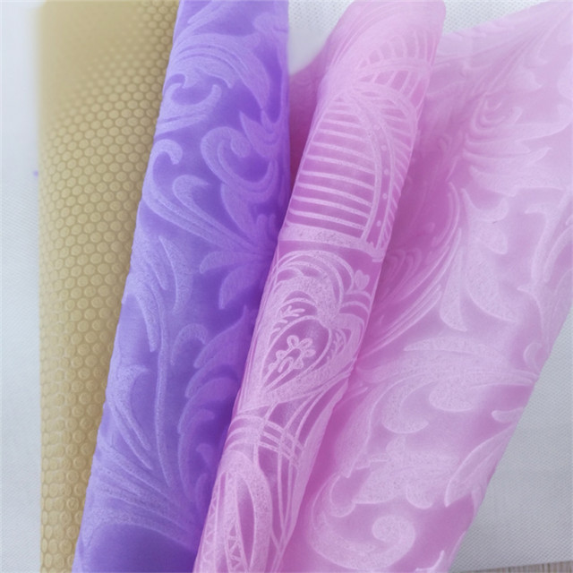 Colorful Non Woven Tablecloth PP Spunbond TNT NonWoven Table Cover Fabric Manufacturer