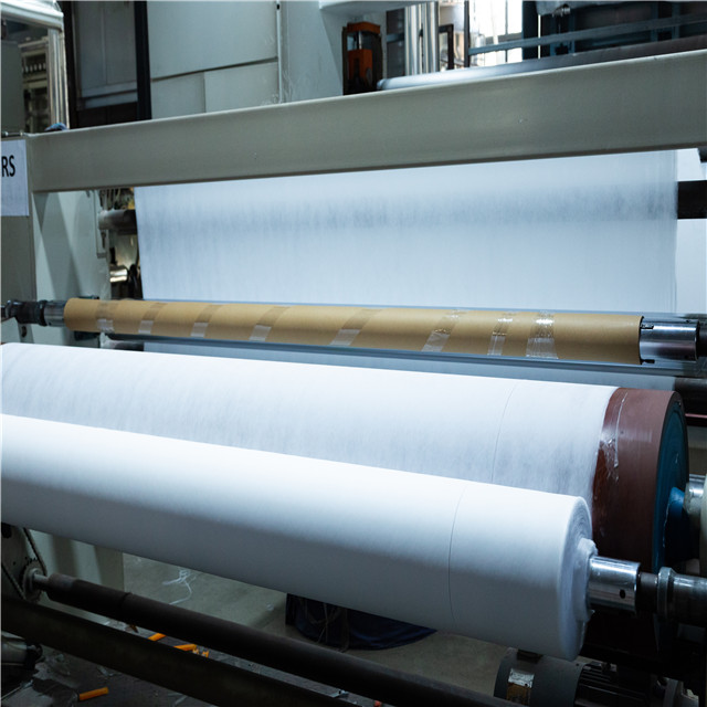 Special 3LAYERS Product BFE90-99% Meltblown Nonwoven Fabric Roll